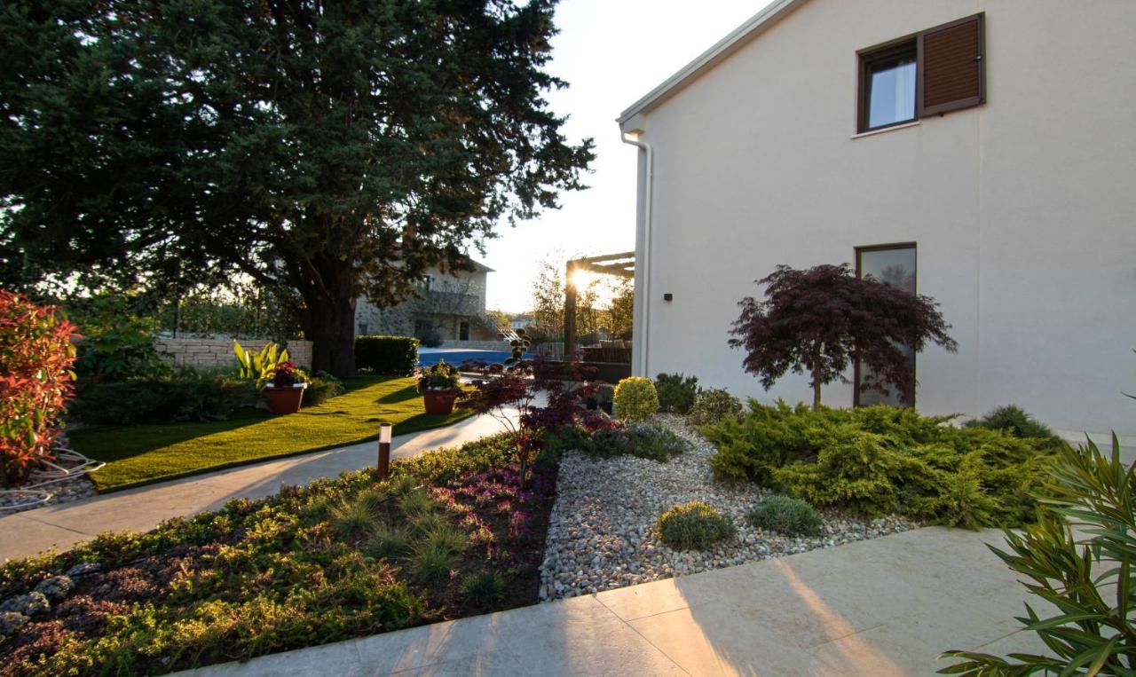 Villa Caprice - Krk Milohnici Екстериор снимка