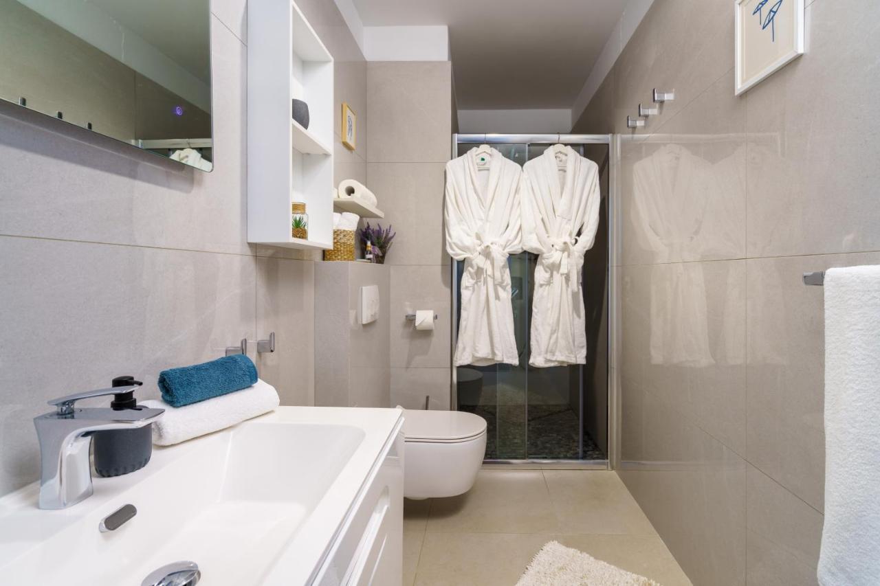 Villa Caprice - Krk Milohnici Екстериор снимка
